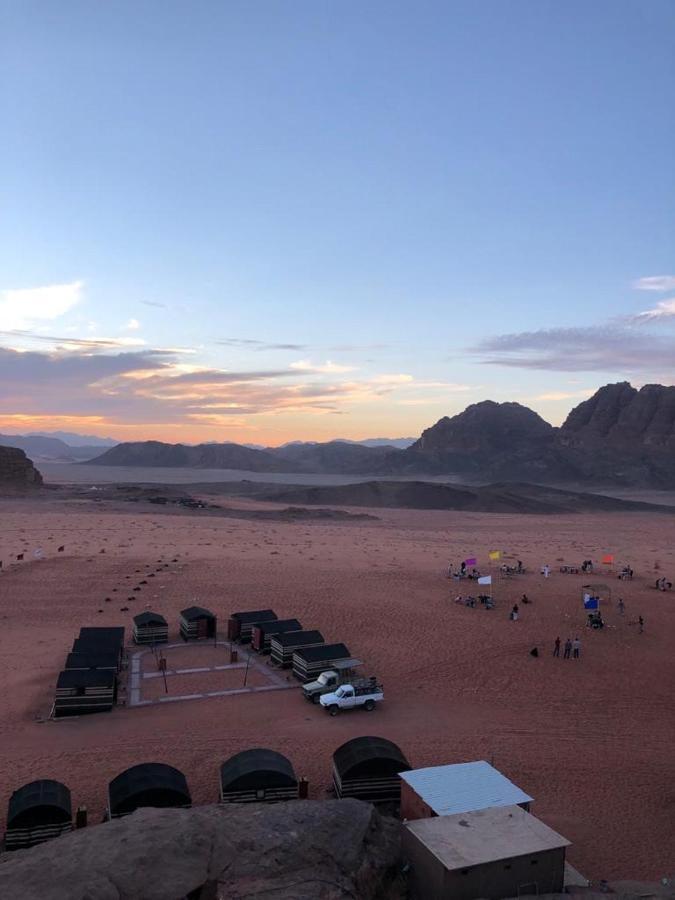 Wadi Rum Starlight Camp Εξωτερικό φωτογραφία